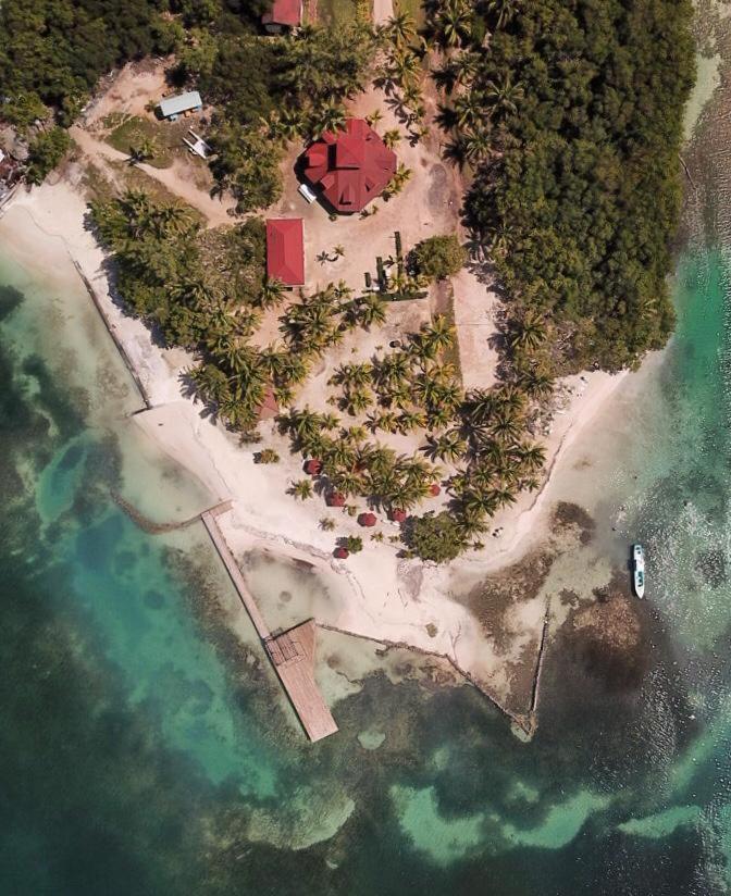 Sea Eye Hotel - Sunset Building Utila Extérieur photo